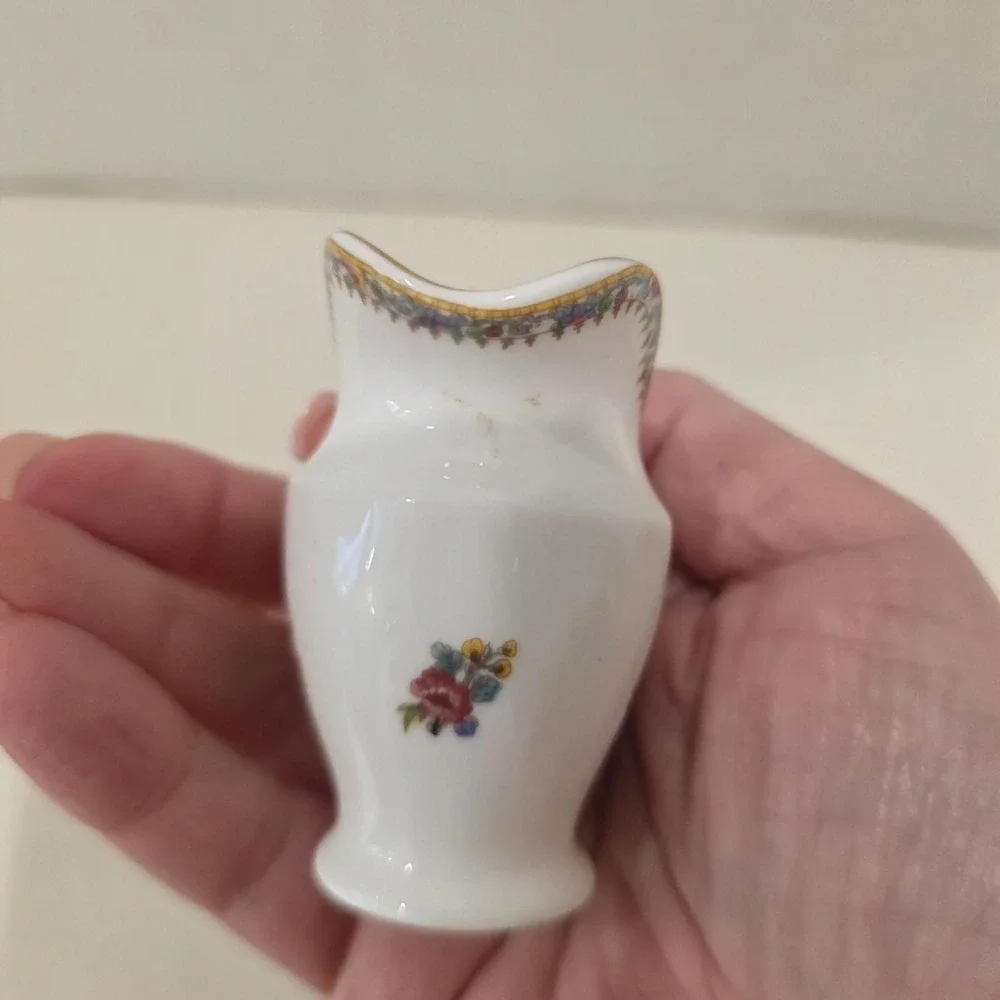 Coalport Ming Rose‎ Miniature Creamer and Sugar Bowl Set English Bone China Gold